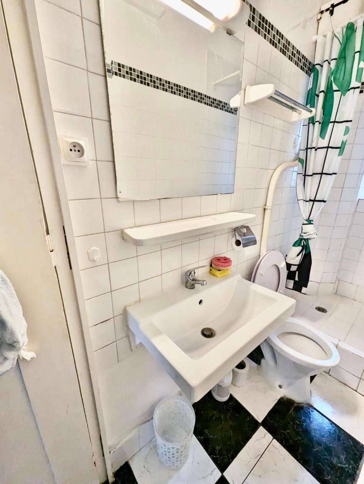 T2 Elegant - Proche Gare & Centre Apartment เกรอน็อบล์ ภายนอก รูปภาพ